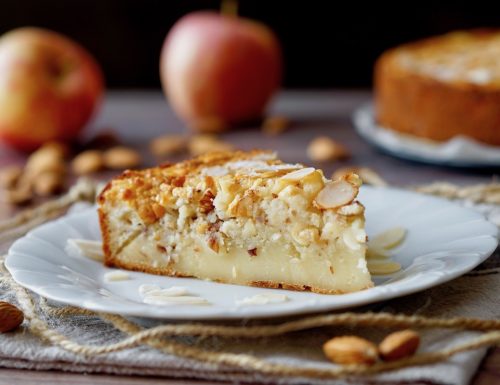 Almond and Apple Creamy Cake